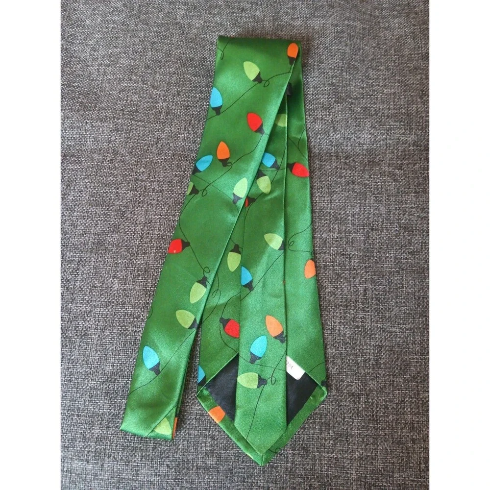 Tie 70s 80s 90s Y2K Mens Green Holiday Lights Christmas 3.75 Wide 56 Long